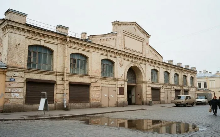 Крупный рынок Санкт-Петербурга выставлен на продажу